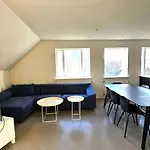 Spacious Nordic Home In Rvk